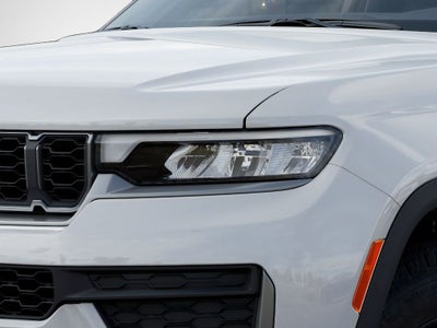 2026 Jeep Grand Cherokee Laredo Altitude