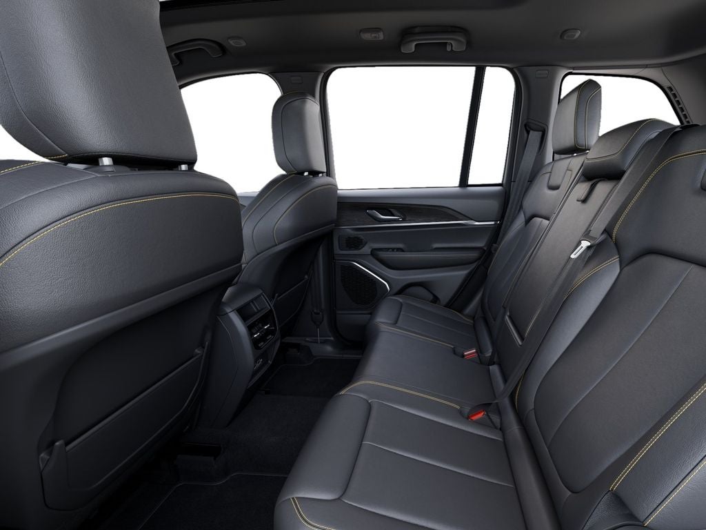 2026 Jeep Grand Cherokee Base