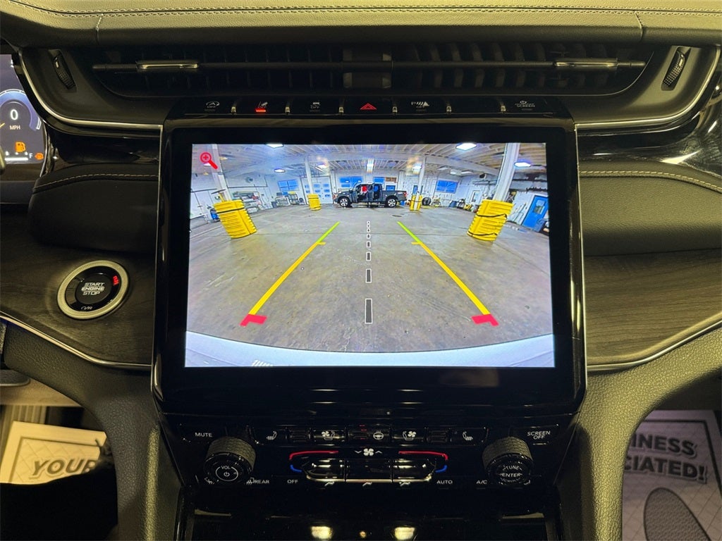 2023 Jeep Grand Cherokee Overland