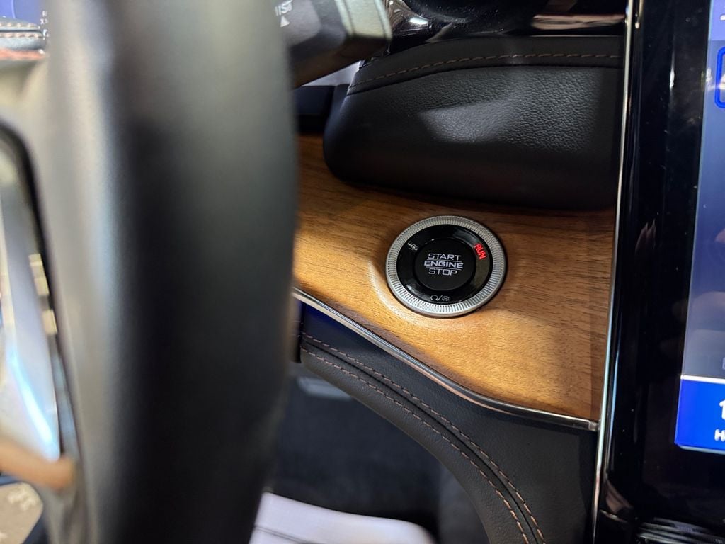 2023 Jeep Grand Cherokee Summit Reserve