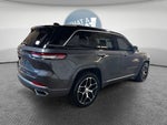 2023 Jeep Grand Cherokee Summit Reserve