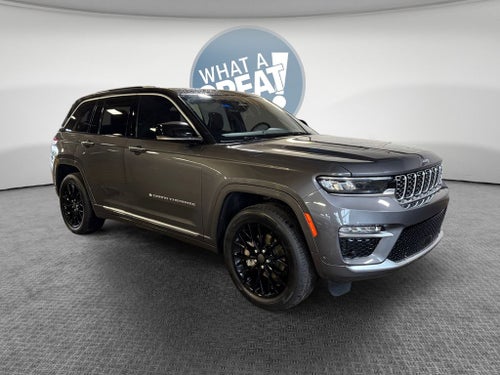 2022 Jeep Grand Cherokee Summit