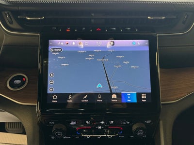 2022 Jeep Grand Cherokee Summit