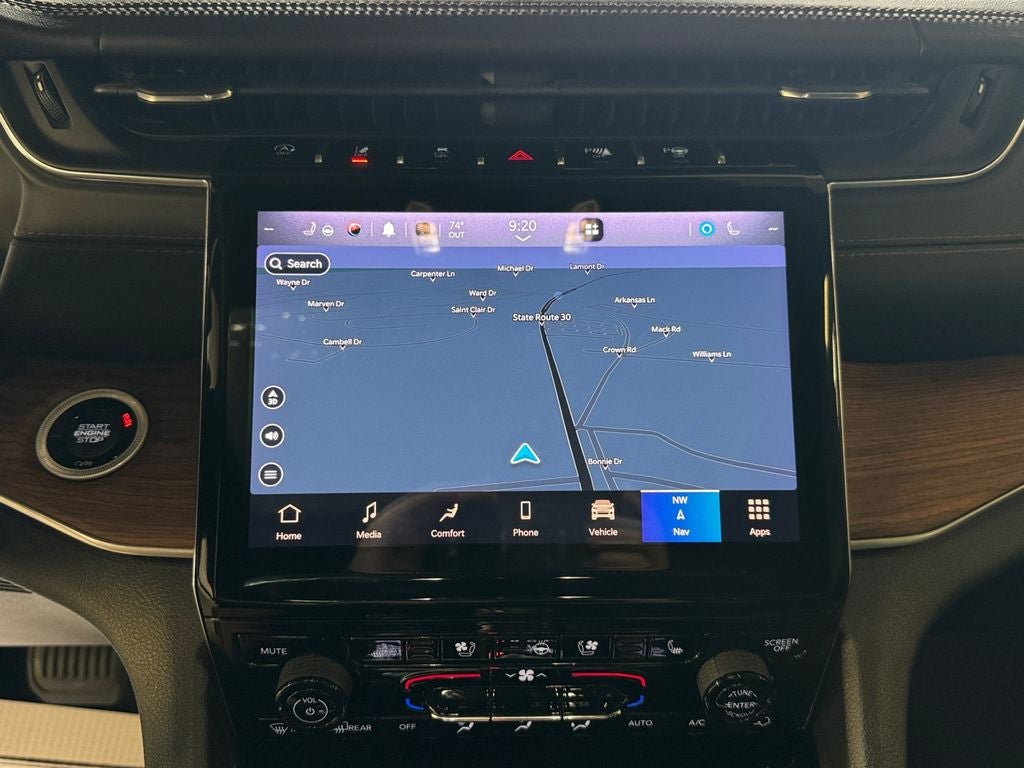 2022 Jeep Grand Cherokee Summit