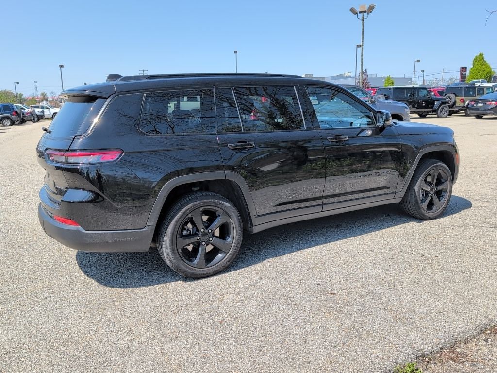 2023 Jeep Grand Cherokee L Altitude