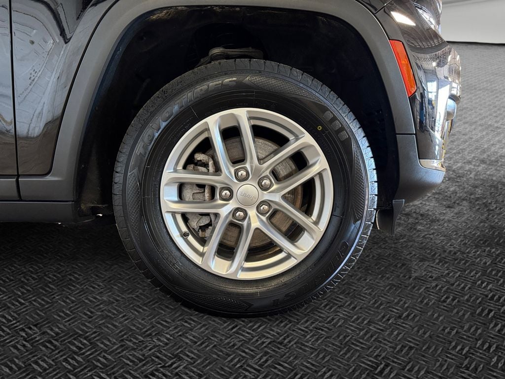 2024 Jeep Grand Cherokee L Laredo