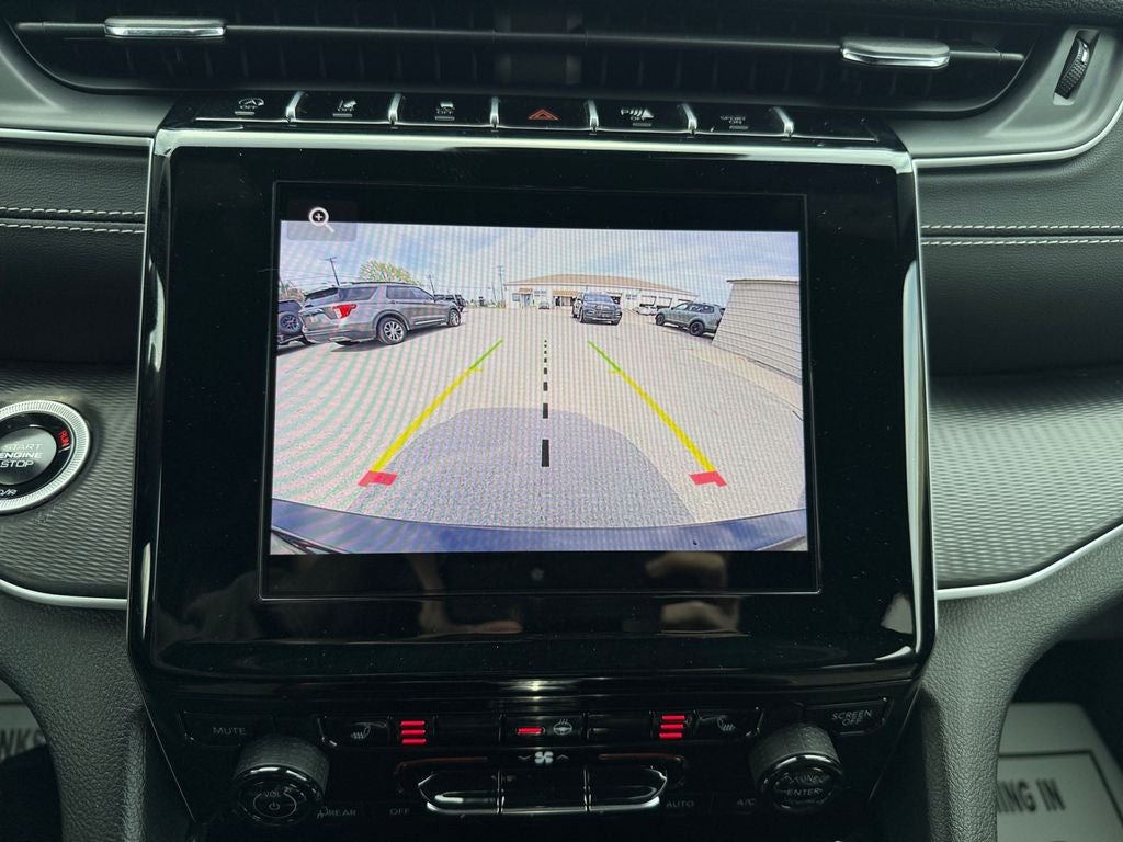 2024 Jeep Grand Cherokee L Laredo