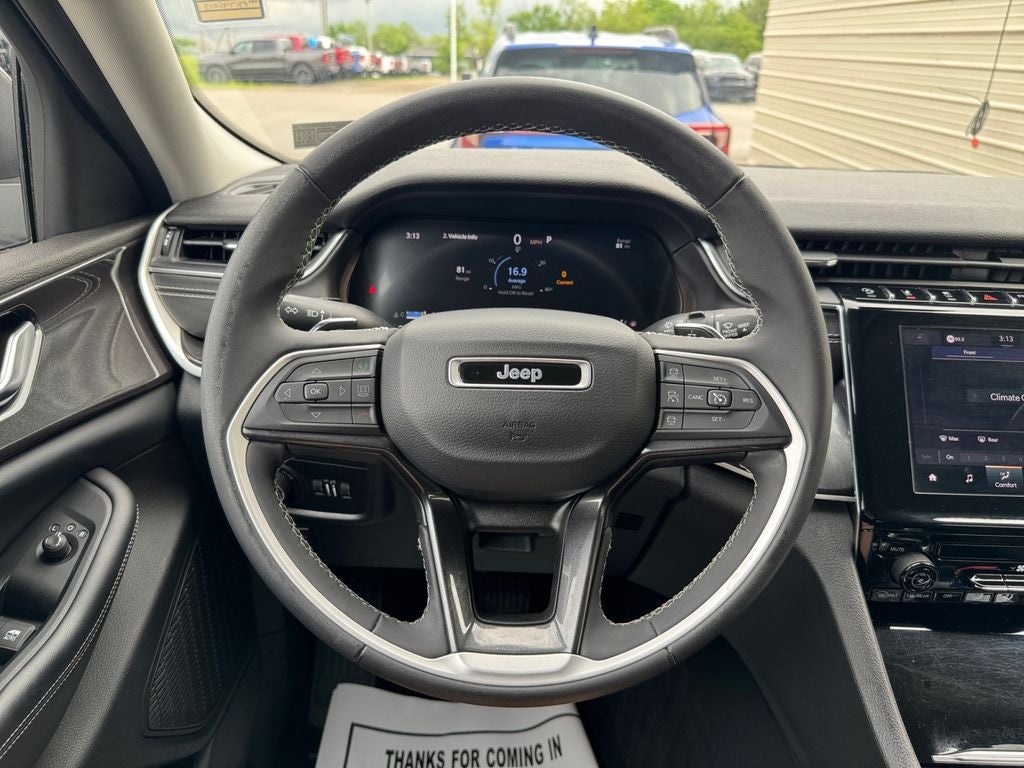2023 Jeep Grand Cherokee L Laredo