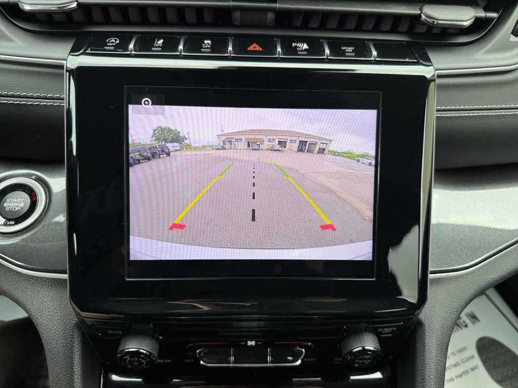 2023 Jeep Grand Cherokee L Laredo