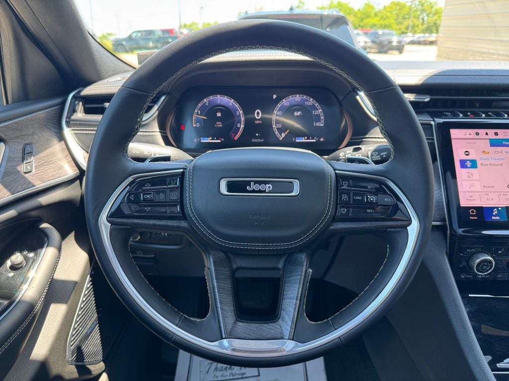 2022 Jeep Grand Cherokee L Overland