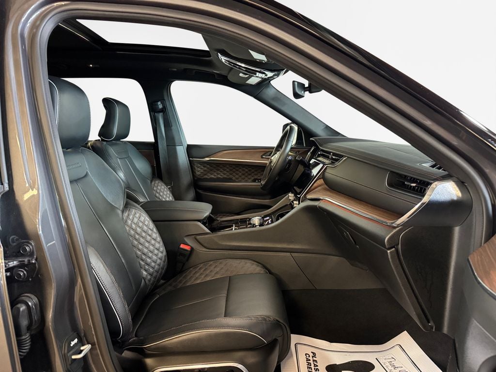 2024 Jeep Grand Cherokee L Summit