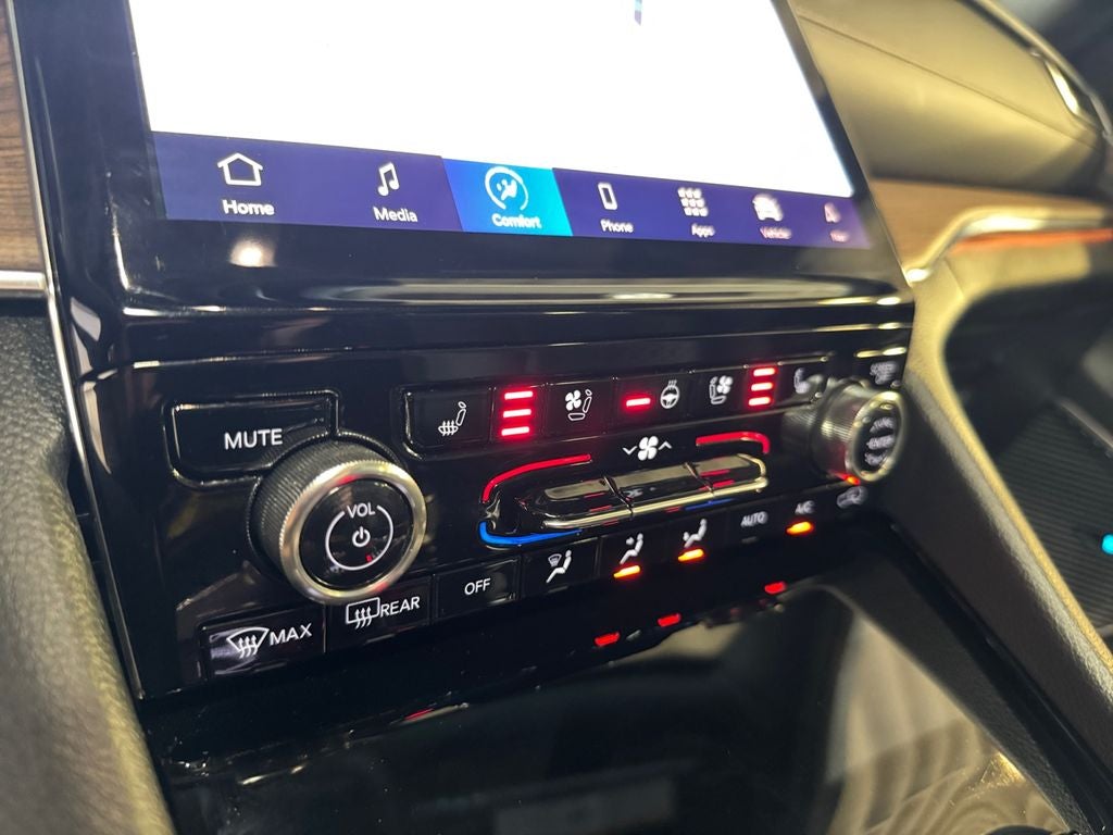2024 Jeep Grand Cherokee L Summit