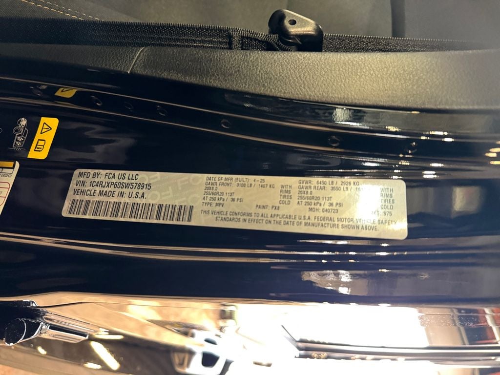 2025 Jeep Wrangler Sahara 4xe