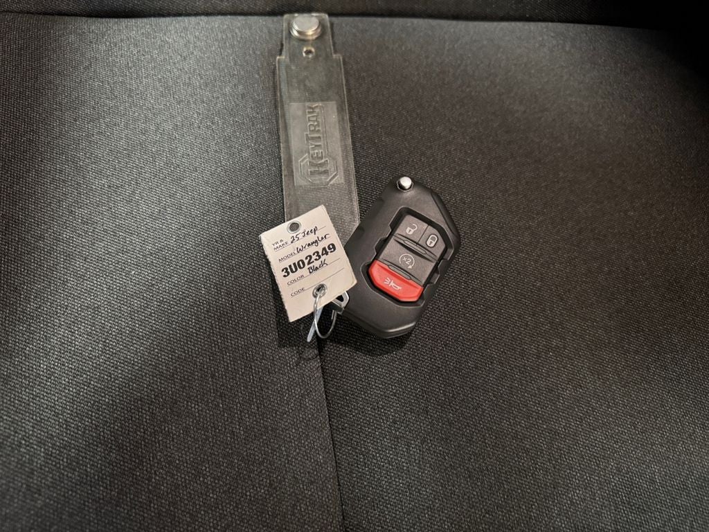 2025 Jeep Wrangler Sahara 4xe