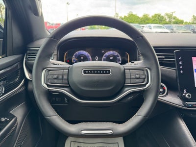 2024 Jeep Wagoneer Base