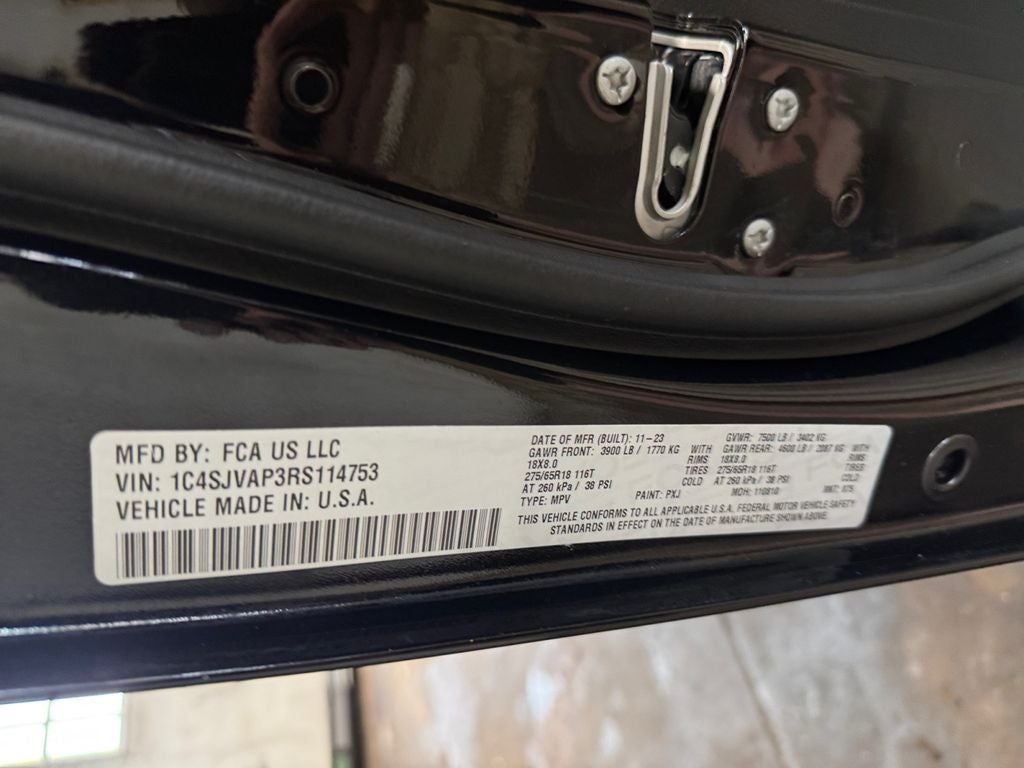 2024 Jeep Wagoneer Base