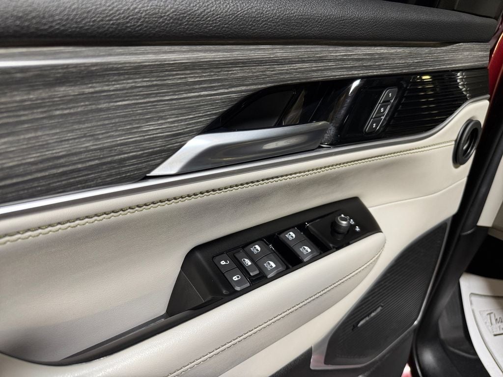 2023 Jeep Wagoneer Series III