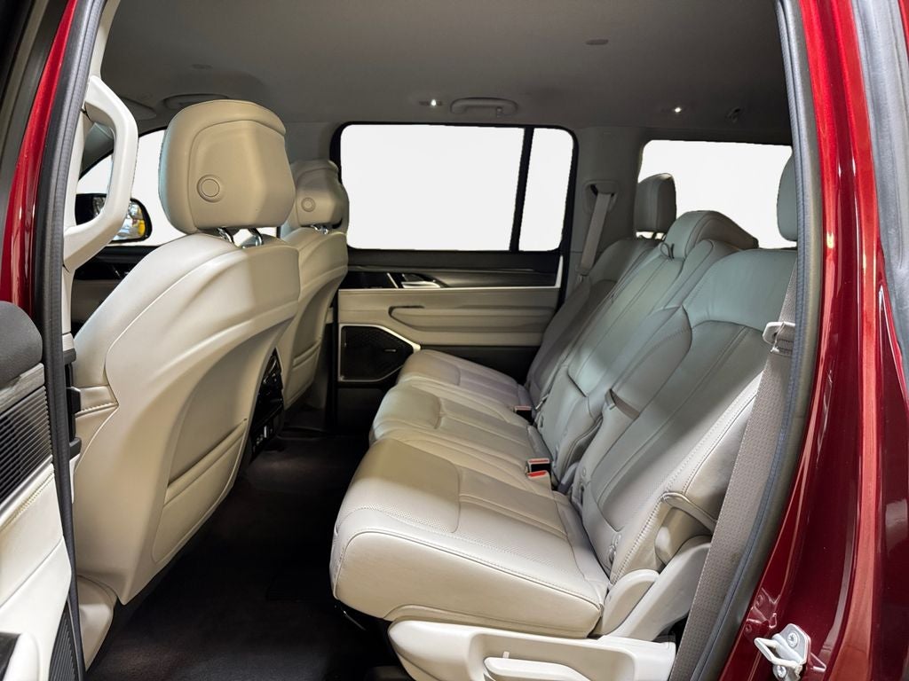 2023 Jeep Wagoneer Series III