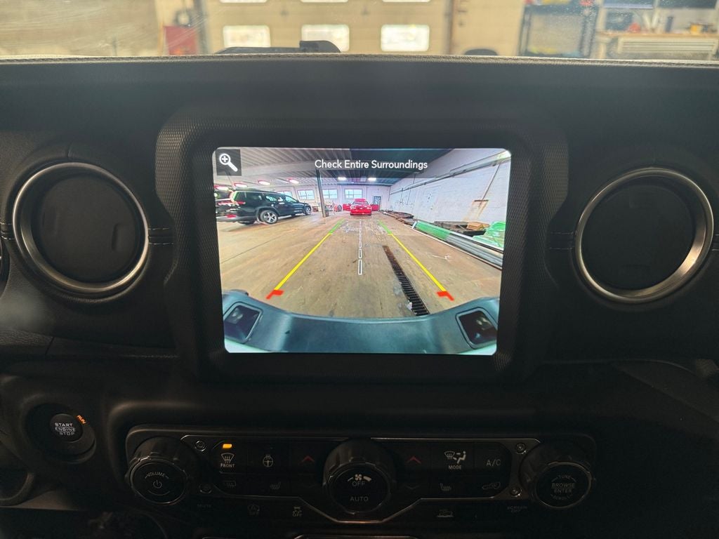 2023 Jeep Gladiator Overland