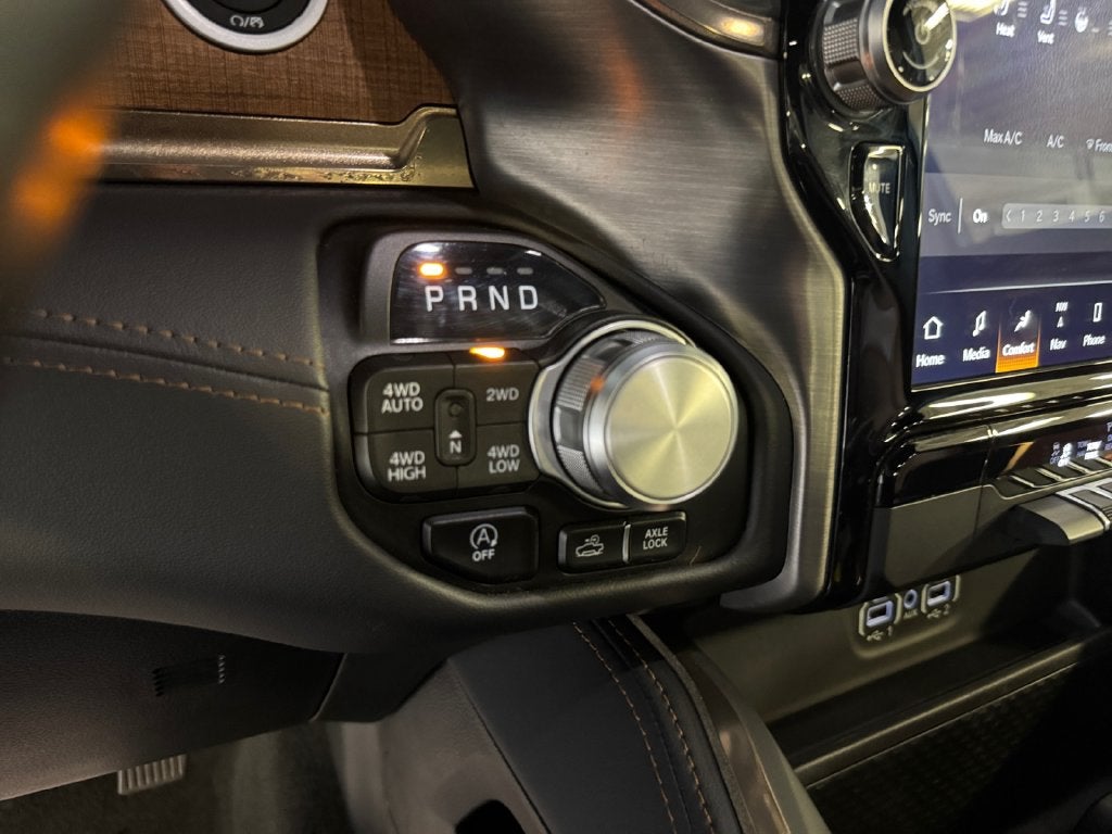 2023 RAM 1500 Limited