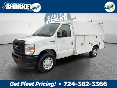 2024 Ford E-350SD Base Cutaway SRW / 7.3L V8 / 11' Enclosed Service Body