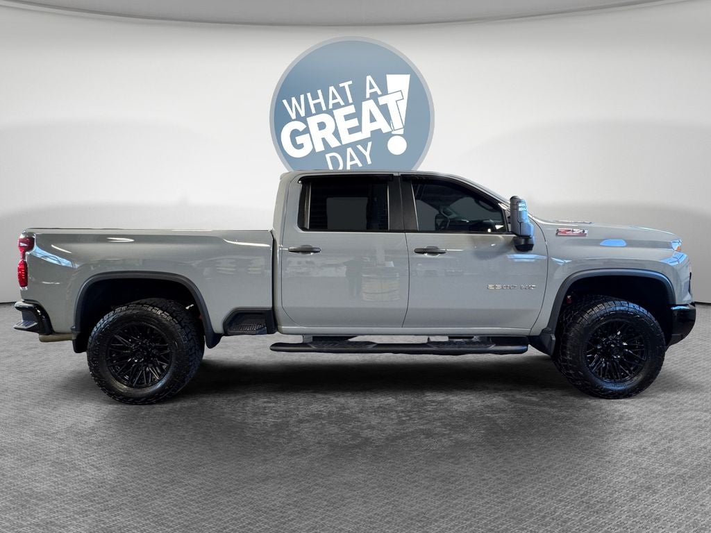2025 Chevrolet Silverado 2500HD Custom