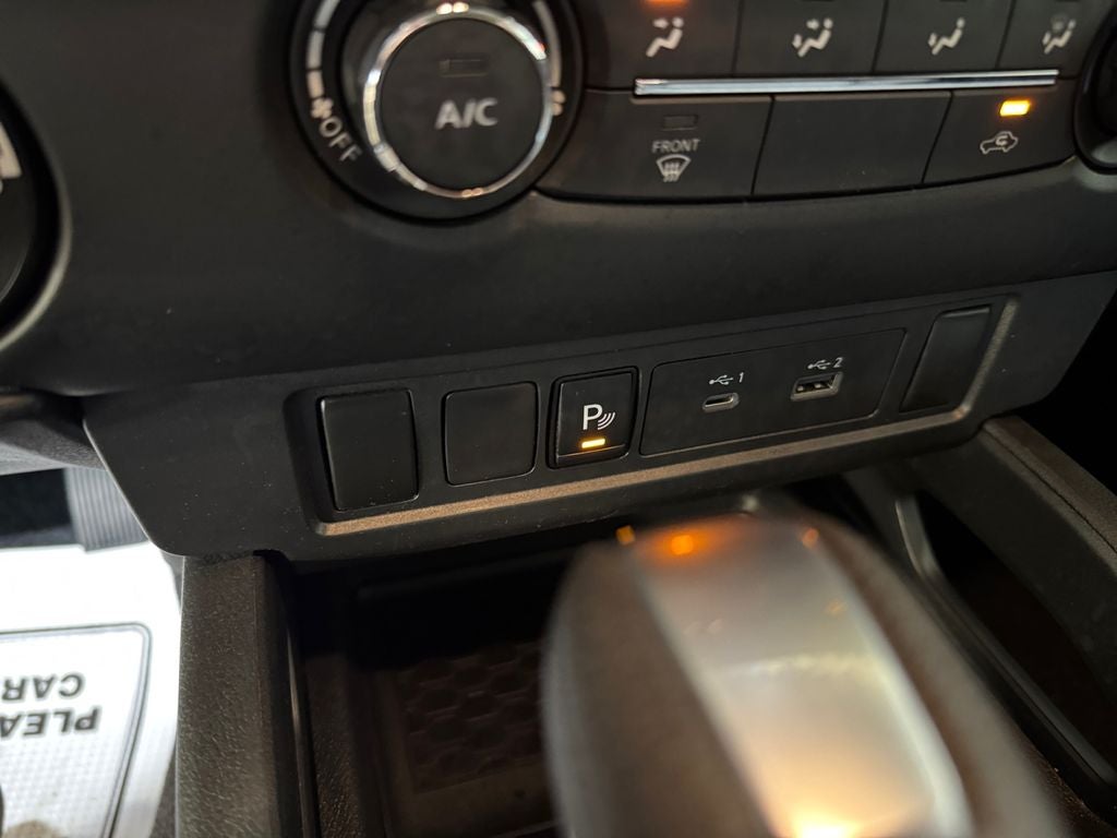 2022 Nissan Frontier S