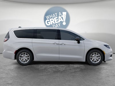 2026 Chrysler Voyager LX