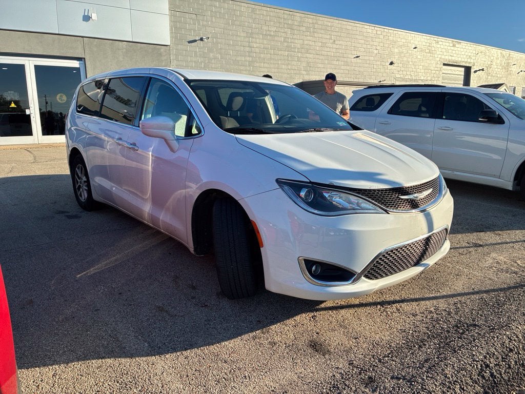 2020 Chrysler Pacifica Touring