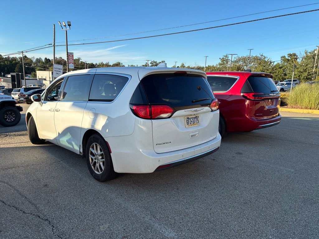 2020 Chrysler Pacifica Touring