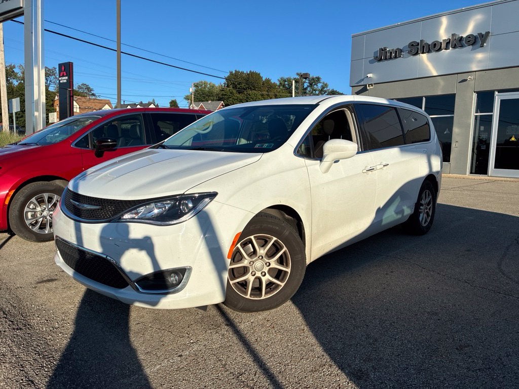 2020 Chrysler Pacifica Touring