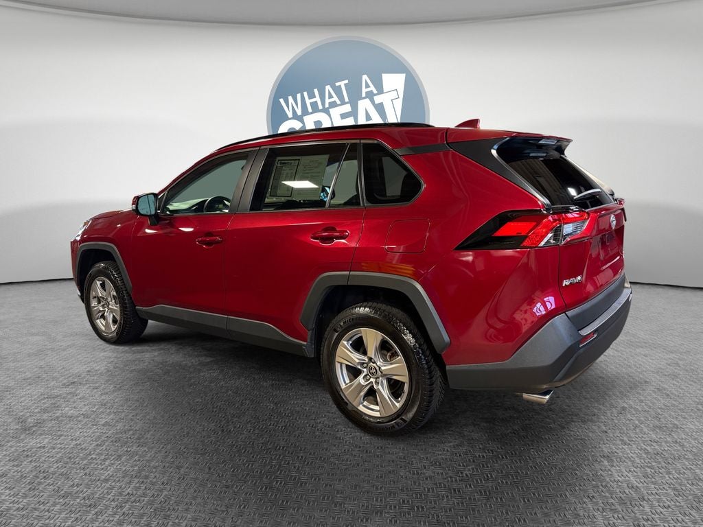 2022 Toyota RAV4 XLE