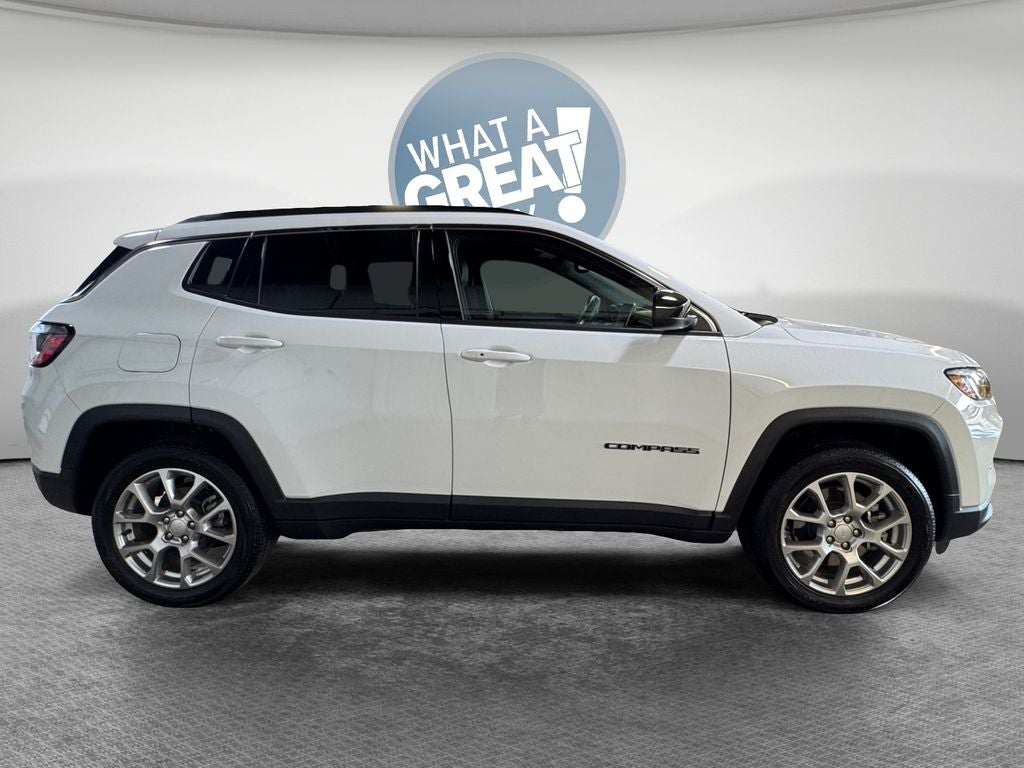 2024 Jeep Compass Latitude Lux