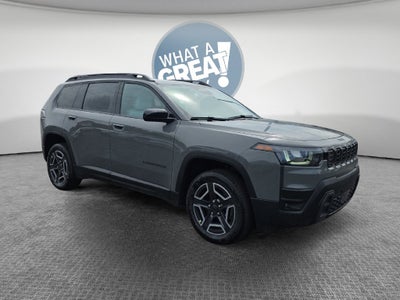 2026 Jeep Cherokee Laredo