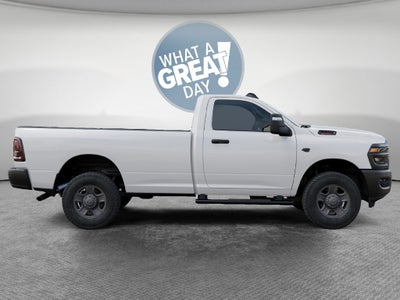2027 RAM 3500 Tradesman 4x4 / 6.4L V8 / 8' Bed