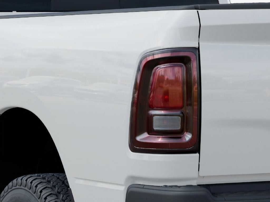 2027 RAM 3500 Tradesman 4x4 / 6.7L Diesel / 8' Bed