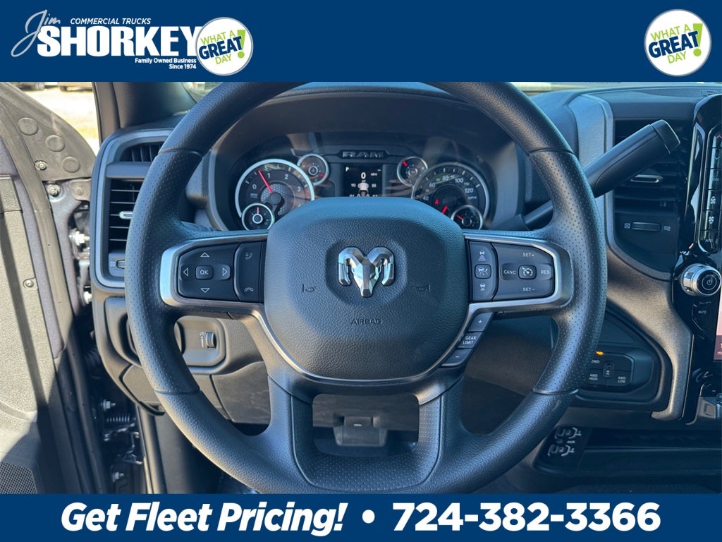 2026 RAM 2500 Tradesman Black Express 4x4 / 6.7L Diesel / 6'4" Bed