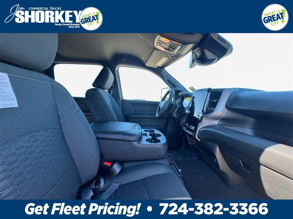 2026 RAM 2500 Tradesman Black Express 4x4 / 6.7L Diesel / 6'4" Bed