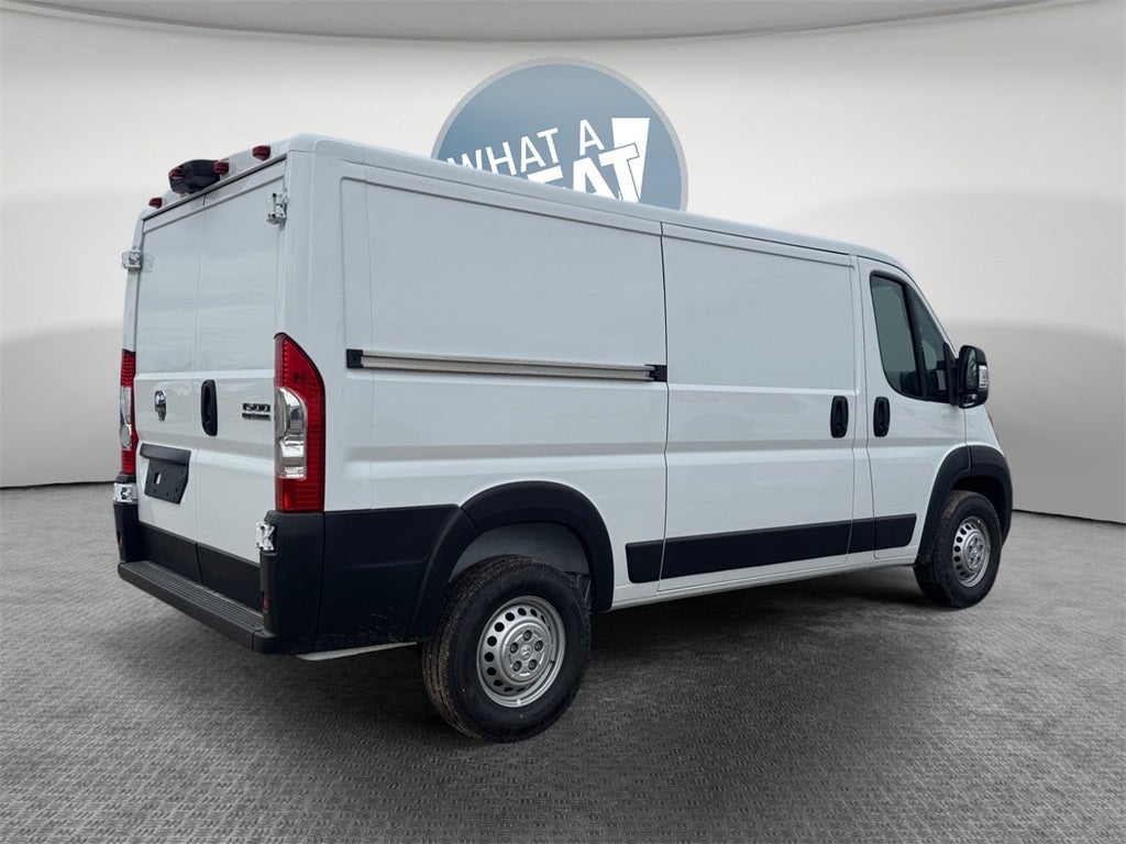 2026 RAM ProMaster 1500 Low Roof / 136" WB