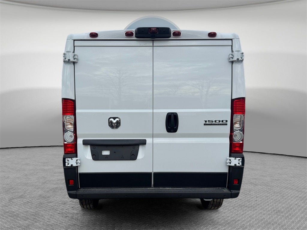 2026 RAM ProMaster 1500 Low Roof / 136" WB