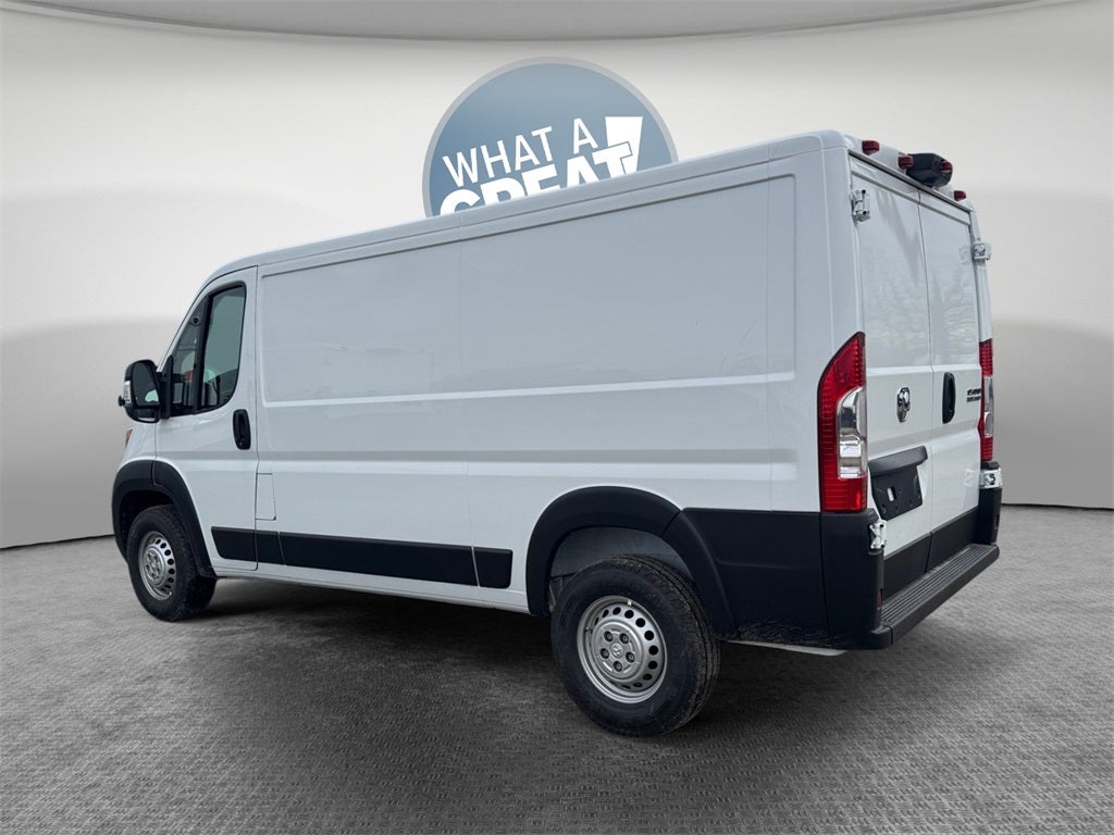 2026 RAM ProMaster 1500 Low Roof / 136" WB