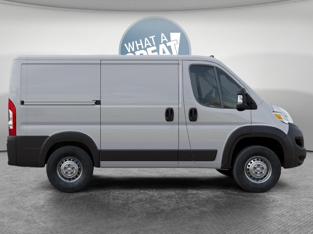 2027 RAM ProMaster 1500 Low Roof / 118" WB