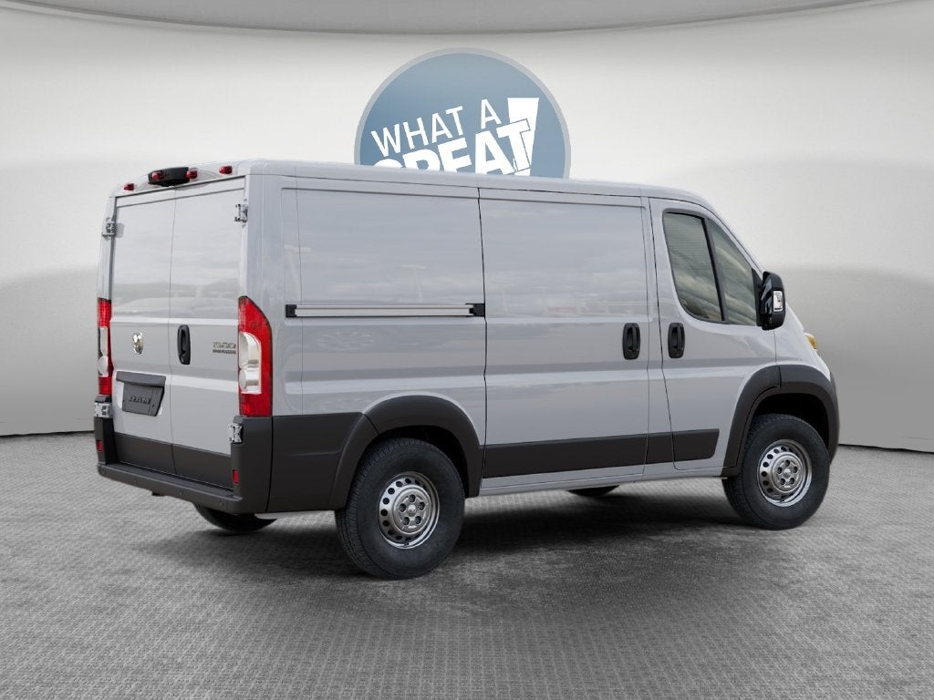 2027 RAM ProMaster 1500 Low Roof / 118" WB