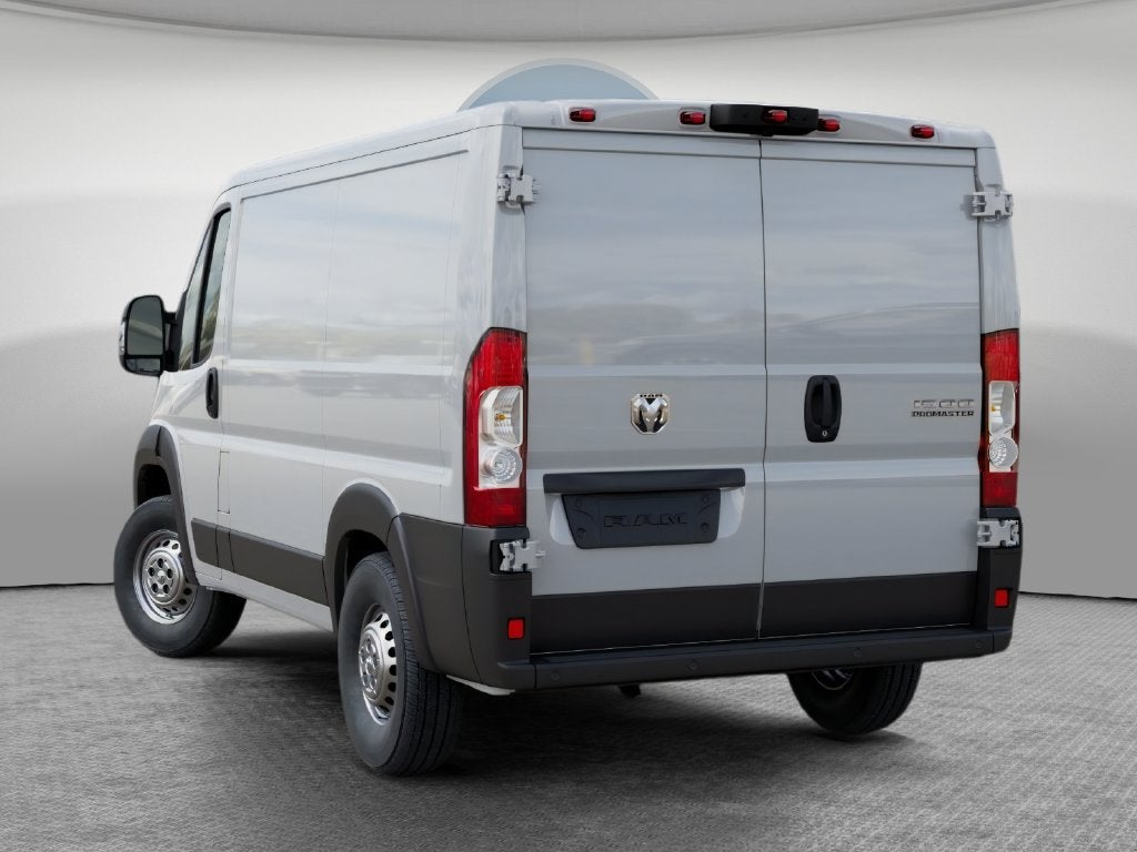 2027 RAM Promaster Low Roof / 118" WB