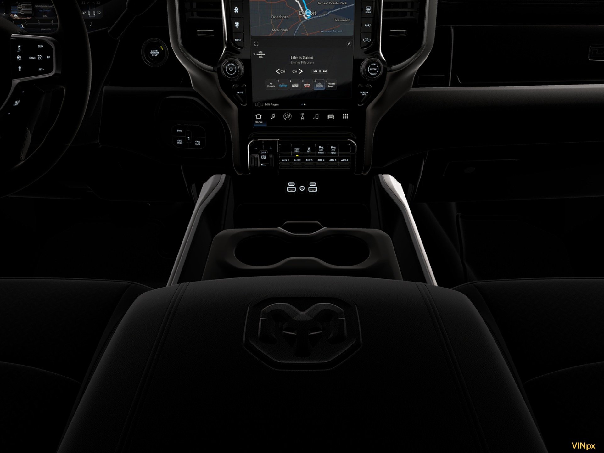 2026 RAM 2500 Laramie 4x4 / 6.4L Hemi V8 / 6'4" Bed