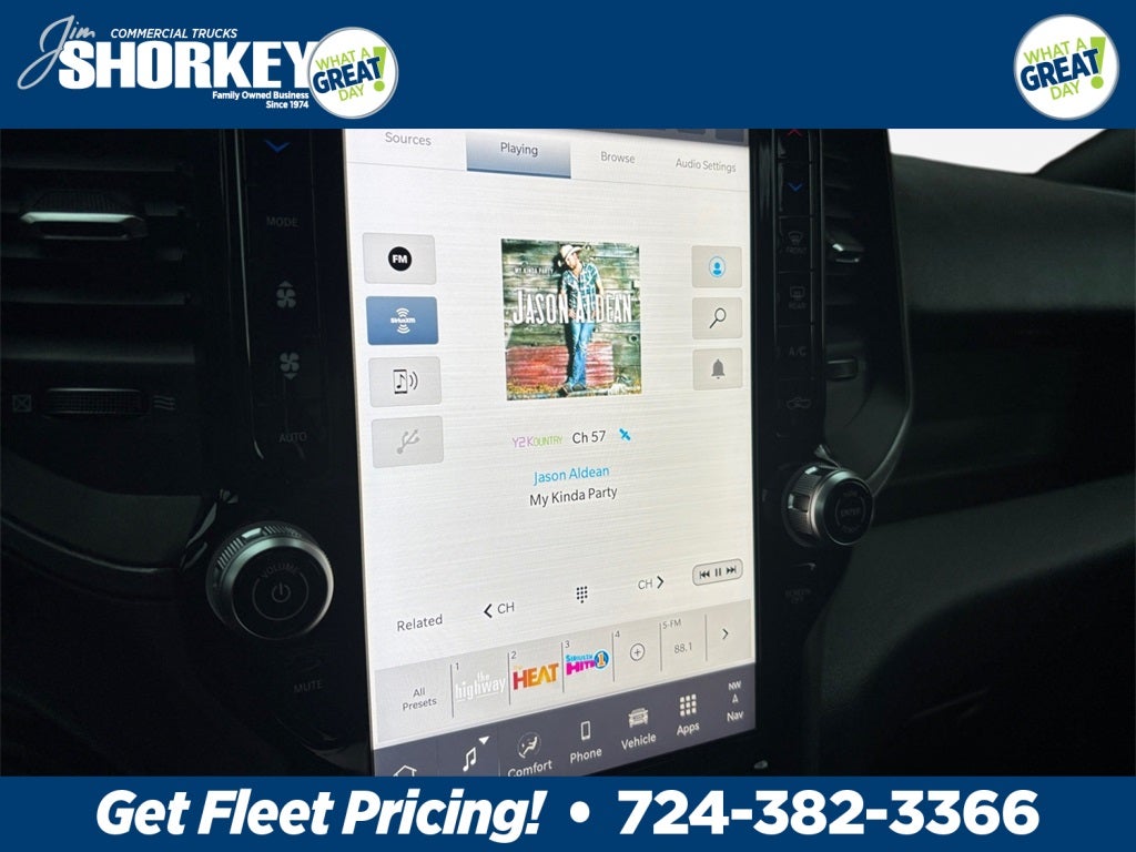 2026 RAM 2500 Tradesman 4x4 / 6.4L Hemi / 8' Service Body