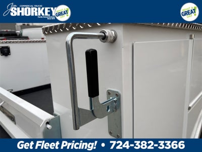 2026 RAM 2500 Tradesman 4x4 / 6.4L Hemi / 8' Service Body