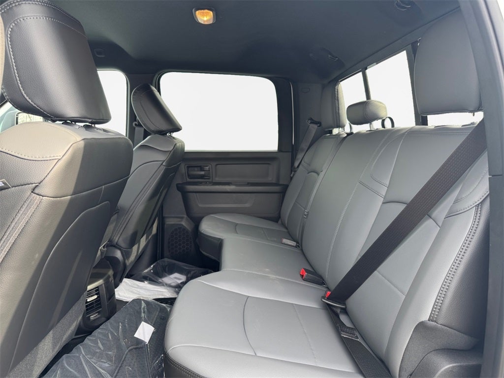 2026 RAM 2500 Tradesman 4x4 / 6.4L Hemi / 8' Bed