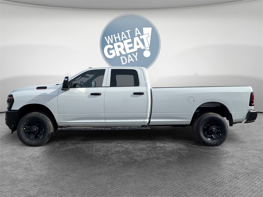 2026 RAM 2500 Tradesman 4x4 / 6.4L Hemi / 8' Bed