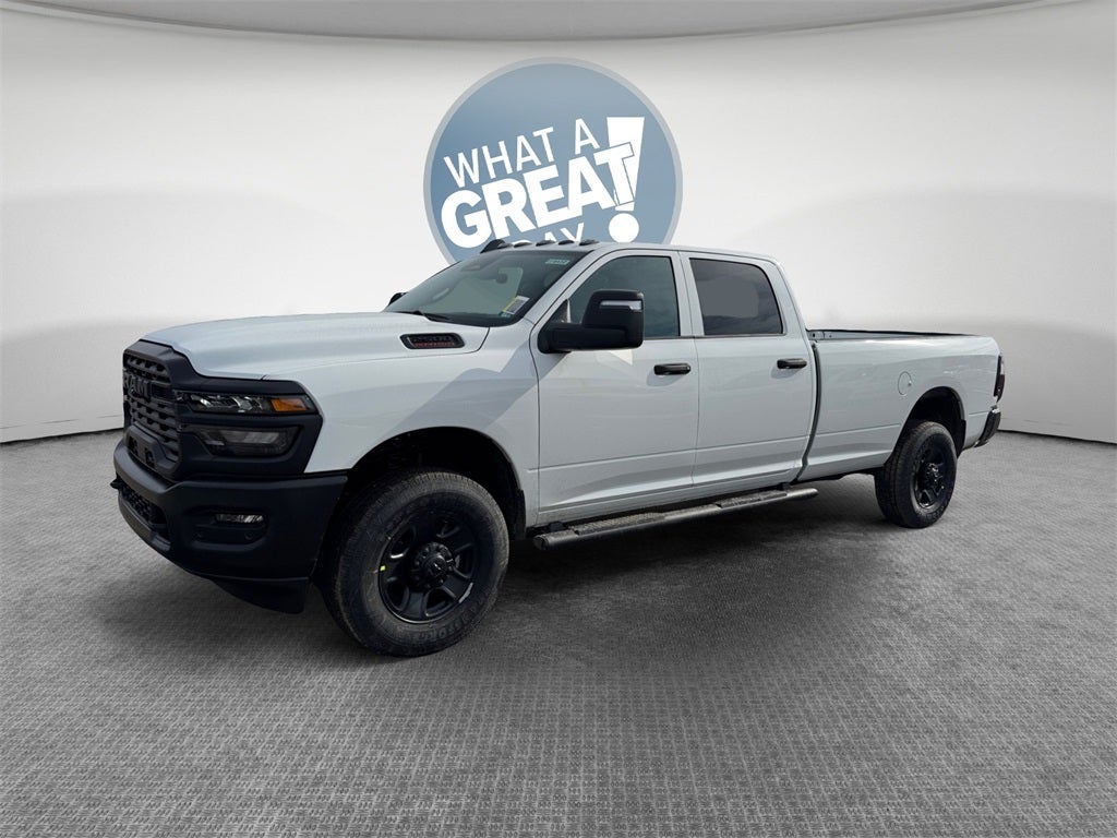 2026 RAM 2500 Tradesman 4x4 / 6.4L Hemi / 8' Bed